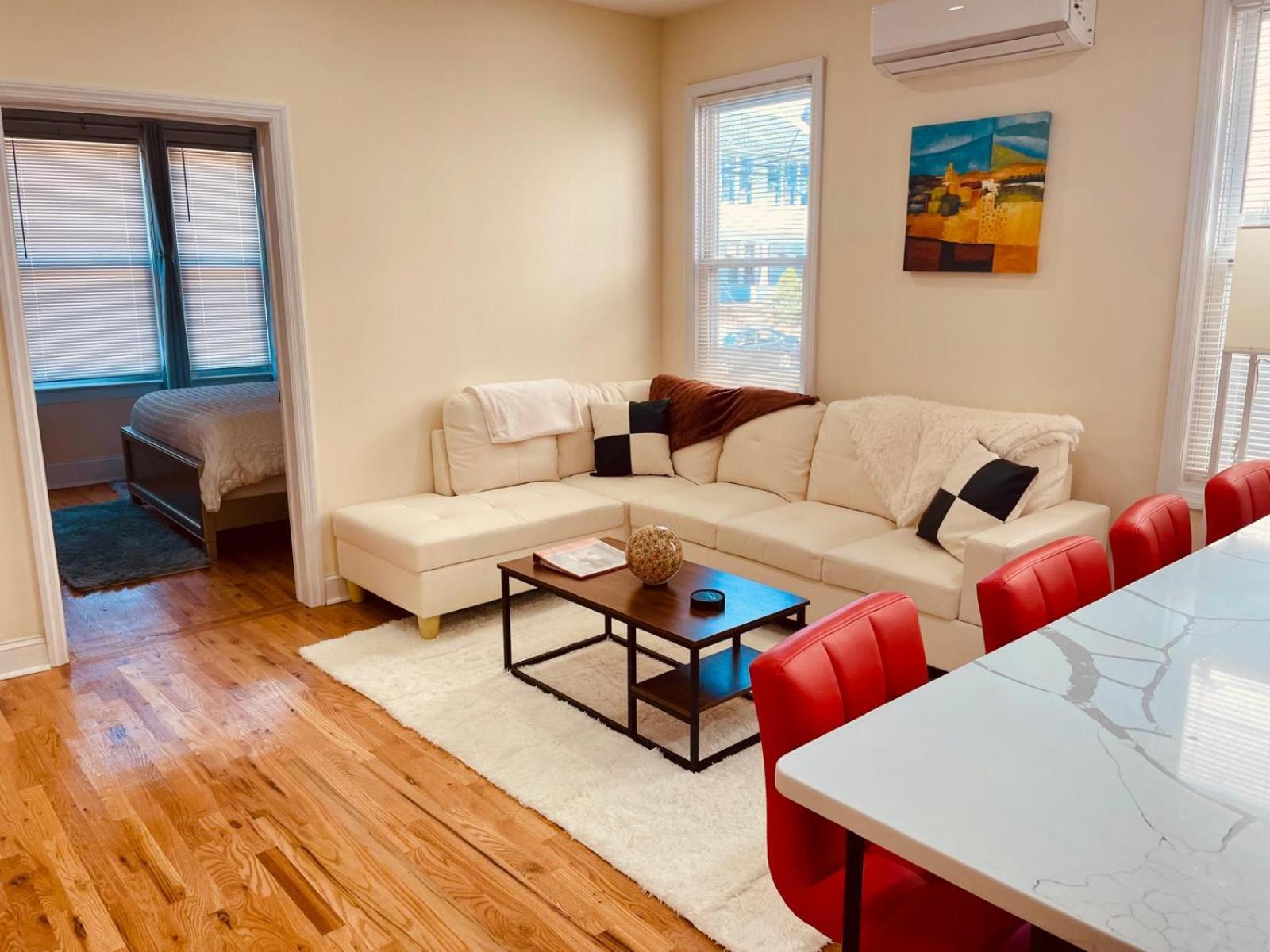 Apartamento Ooohlala! 2 Beds And 2 Full Baths W/Free Parking Newark Exterior foto