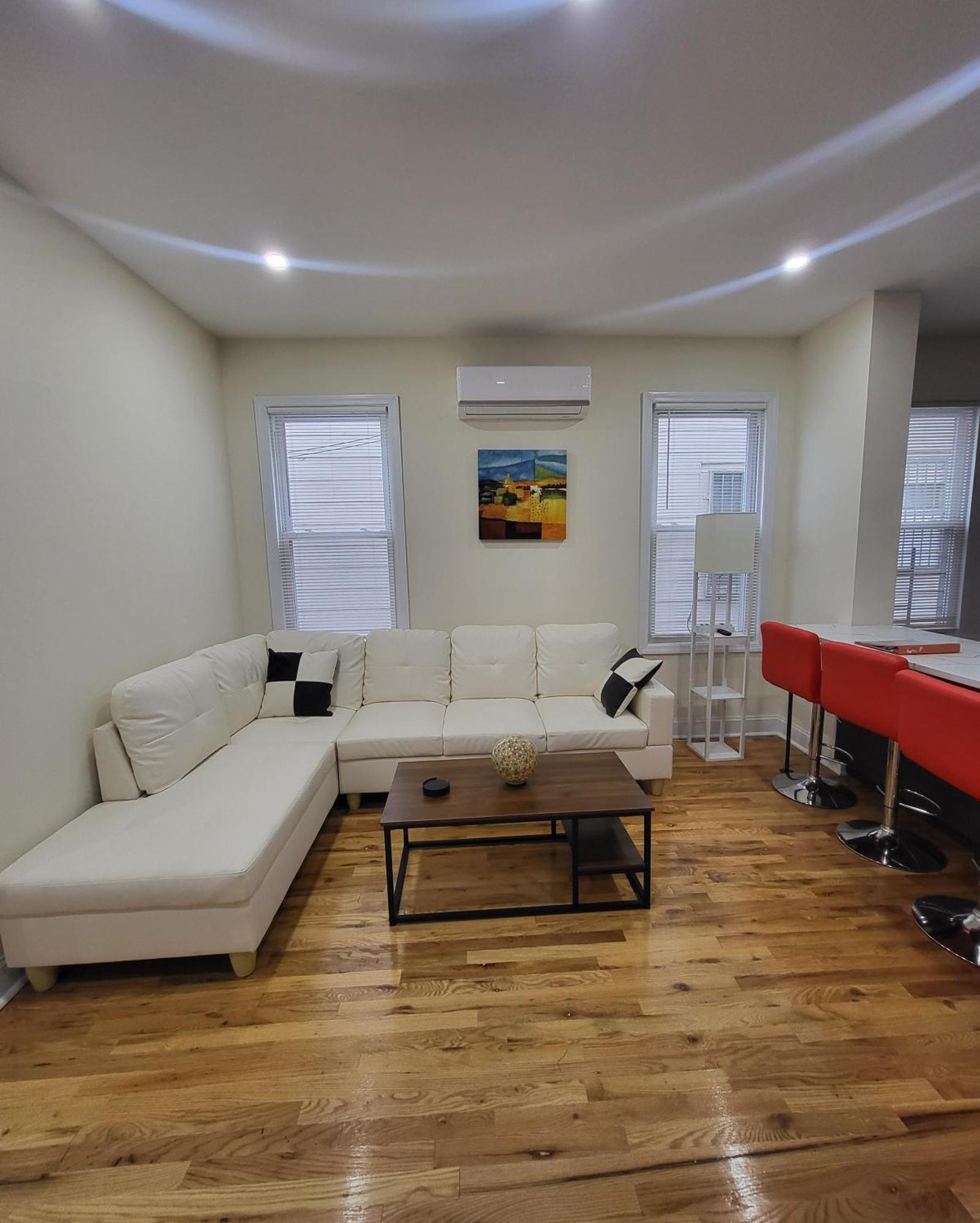 Apartamento Ooohlala! 2 Beds And 2 Full Baths W/Free Parking Newark Exterior foto