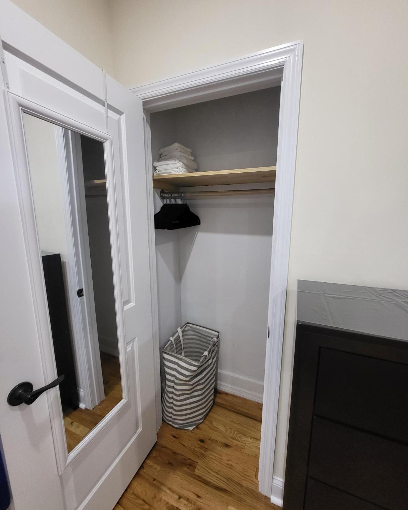 Apartamento Ooohlala! 2 Beds And 2 Full Baths W/Free Parking Newark Exterior foto