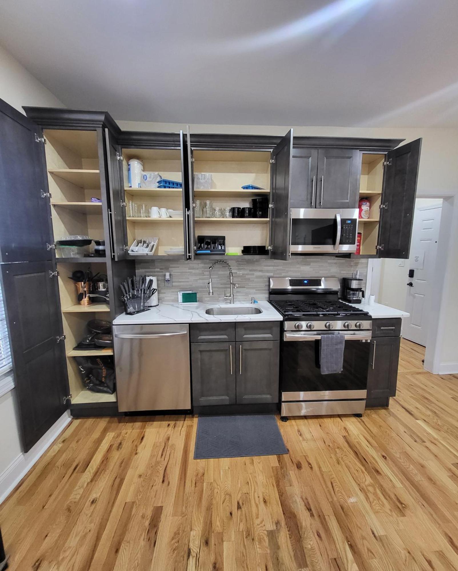 Apartamento Ooohlala! 2 Beds And 2 Full Baths W/Free Parking Newark Exterior foto